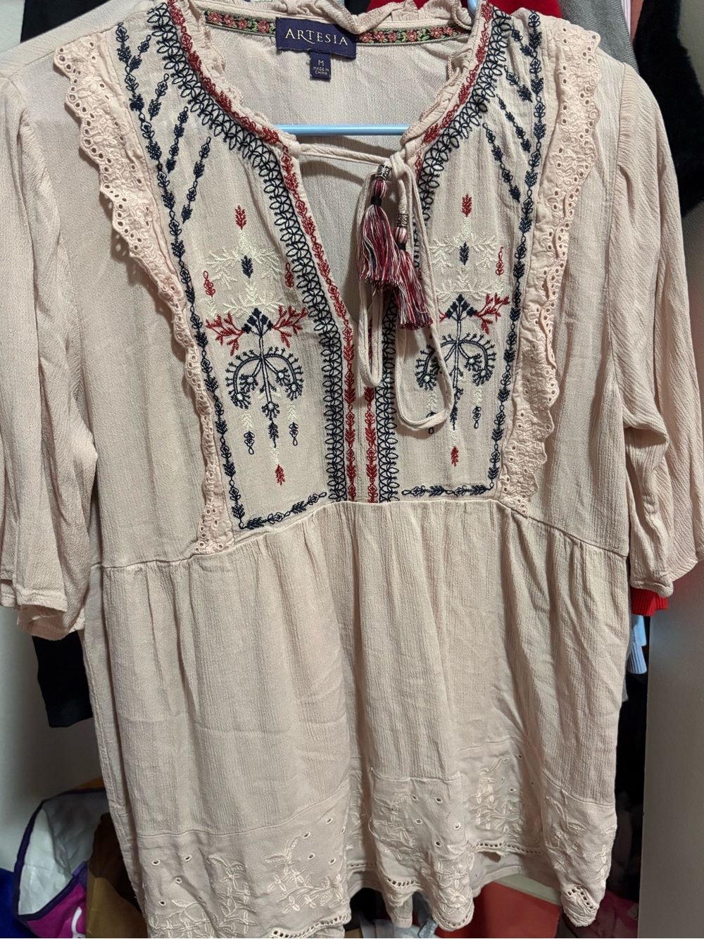 Women's Blush Embroidered Peasant Tunic๐ธ